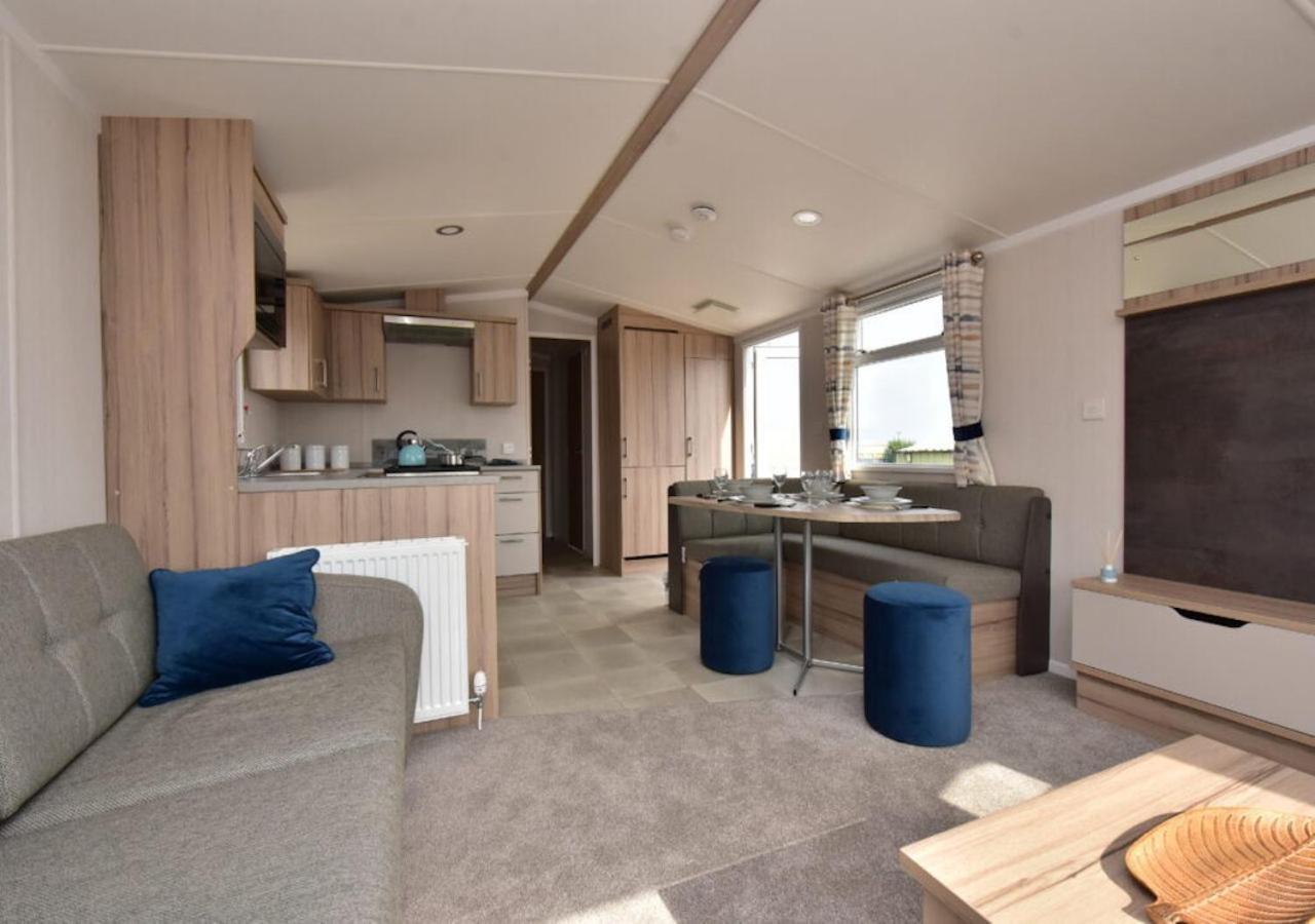 Caravan On Fantastic Site Данбар Экстерьер фото